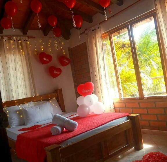 스탠다드 룸, Estaciones