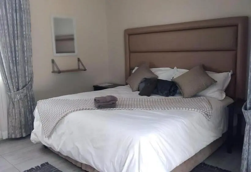 キングサイドベッドのスタンダードワンルーム, 8 On Acacia Guesthouse