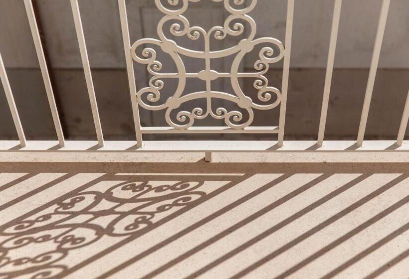 Четырехместный Номер Deluxe, Palazzo Novecento