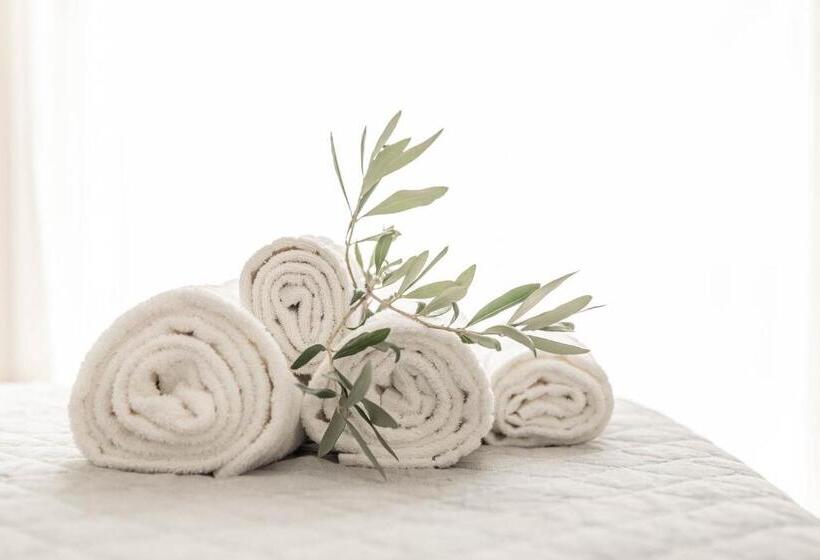 Номер Deluxe с Балконом, Palazzo Novecento