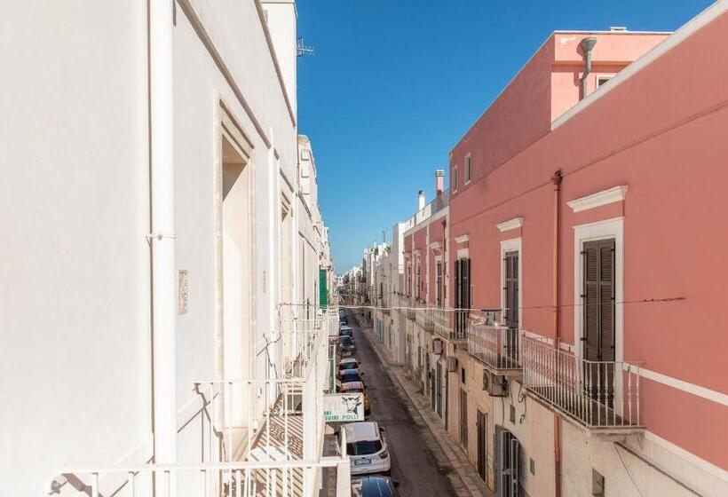 Номер Deluxe с Балконом, Palazzo Novecento