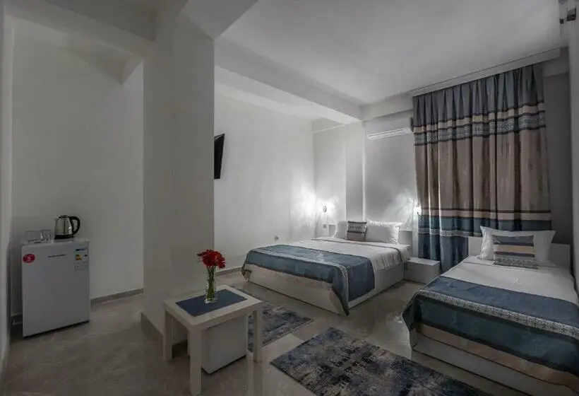 اتاق ساده سه‌ نفره, Premium Inn