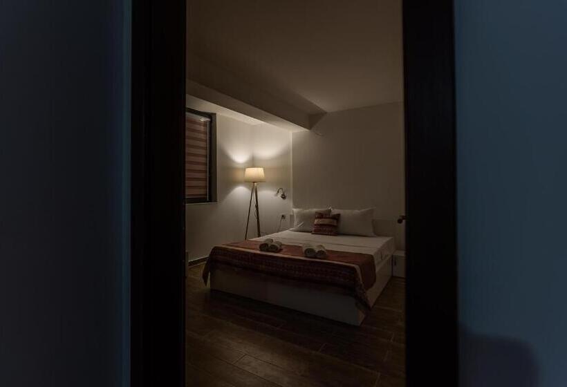 سوییت خانوادگی, Premium Inn