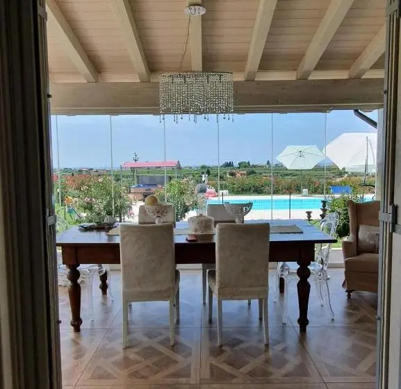 ویلای 3 خوابه, Villa Claudia