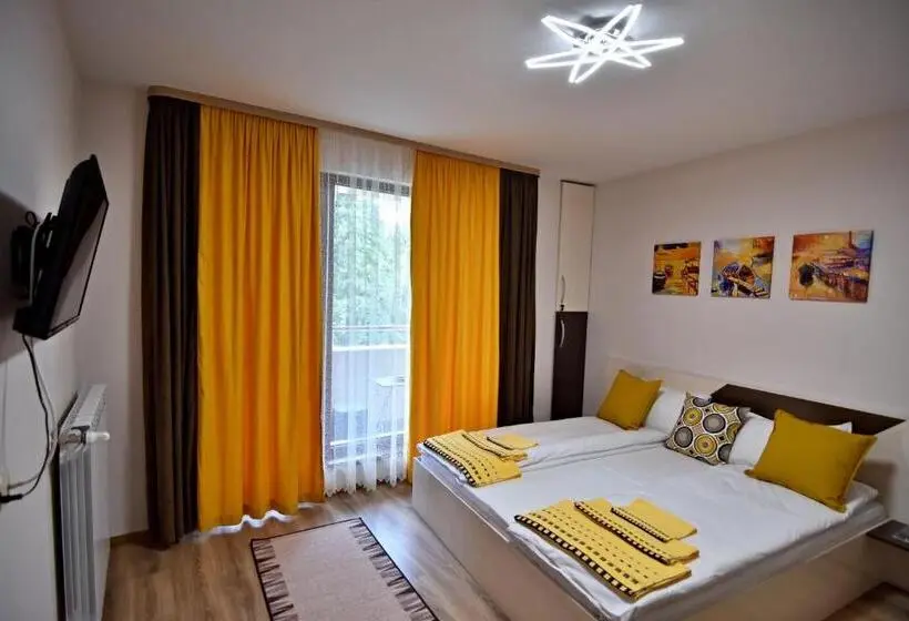 スタンダードスタジオ, Madini Apartment