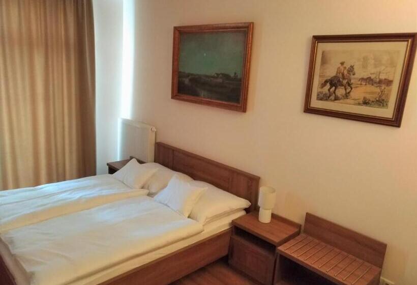 スタンダードルーム, St. Hubert Vendégház