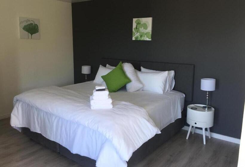 جناح عائلي, Vue Port