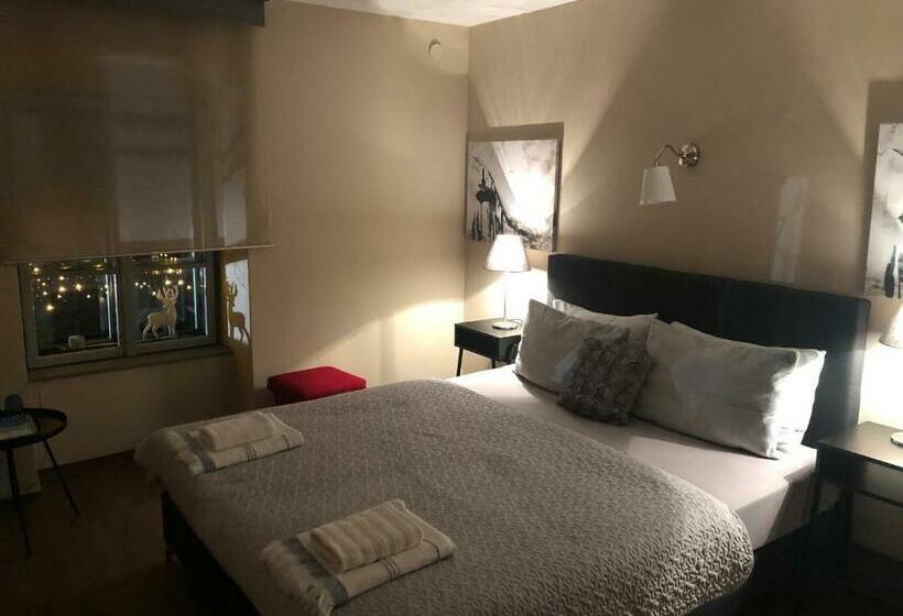 Habitación Estándar, Postel Hostel