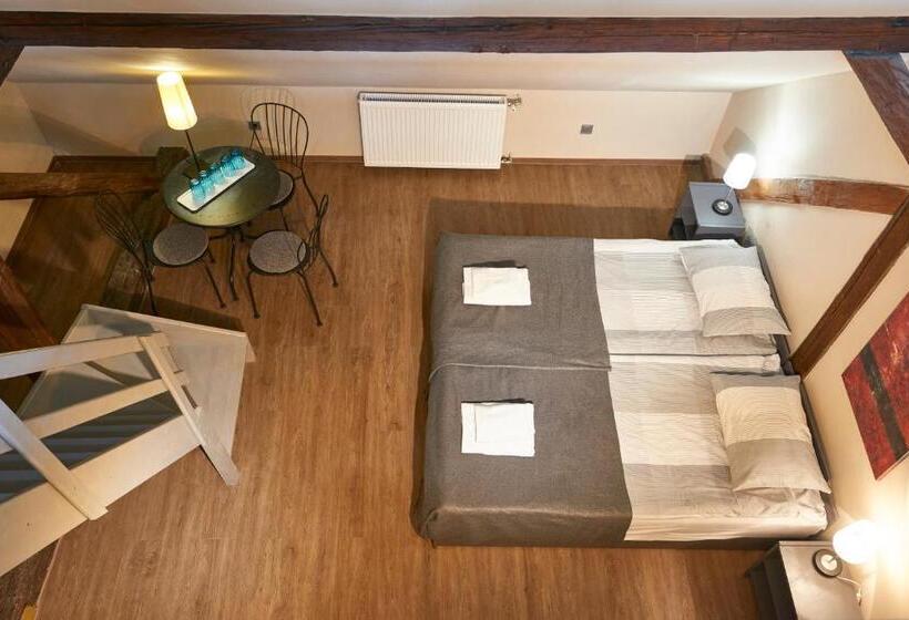 Economy Quadruple Room, Postel Hostel