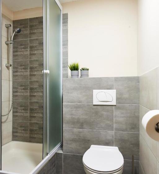 Pokój Standard Wspólna Łazienka, Postel Hostel