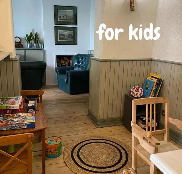 Pokój Standard Wspólna Łazienka, Postel Hostel