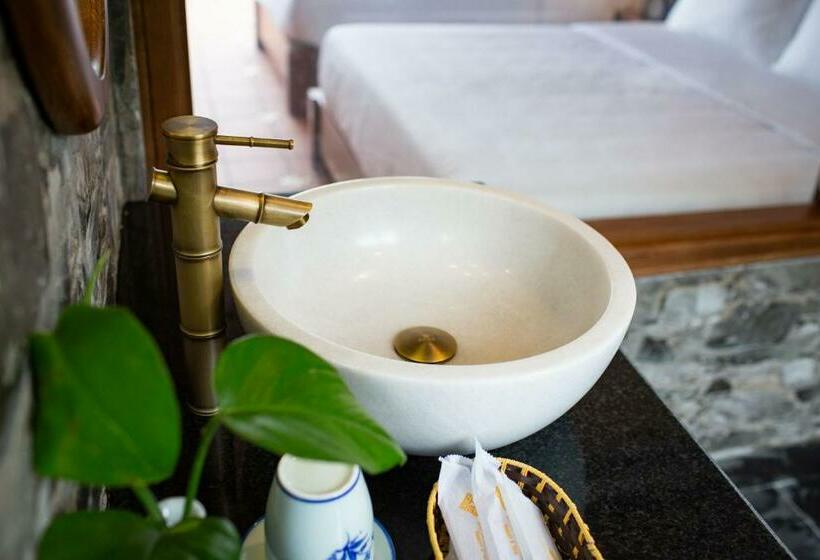 اتاق لوکس با چشم‌انداز باغ, Bai Dinh Garden Resort & Spa