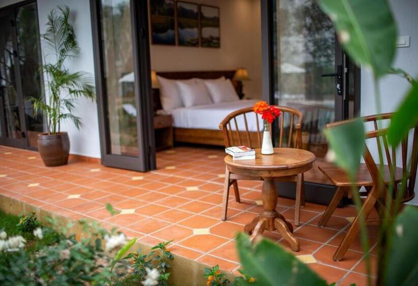 اتاق لوکس با چشمانداز استخر, Bai Dinh Garden Resort & Spa