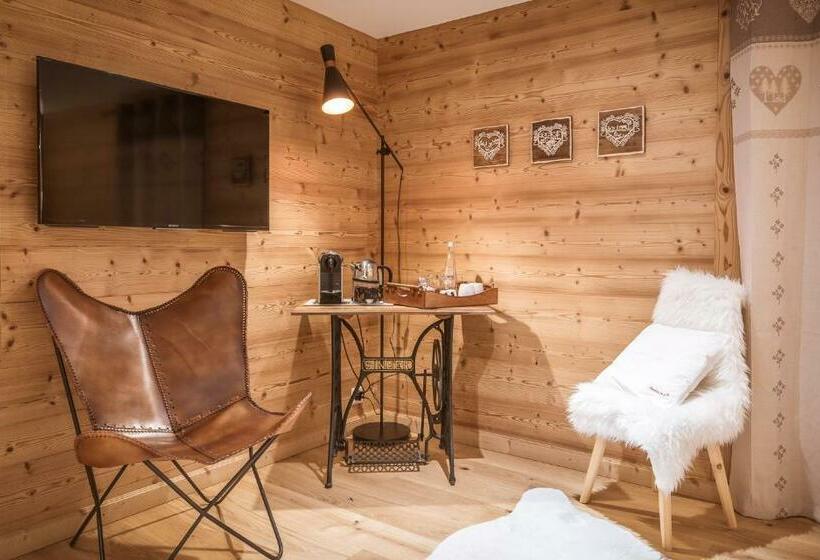 キングサイズベッドのスタンダードルーム, Lifestyle Rooms & Suites By Beausejour