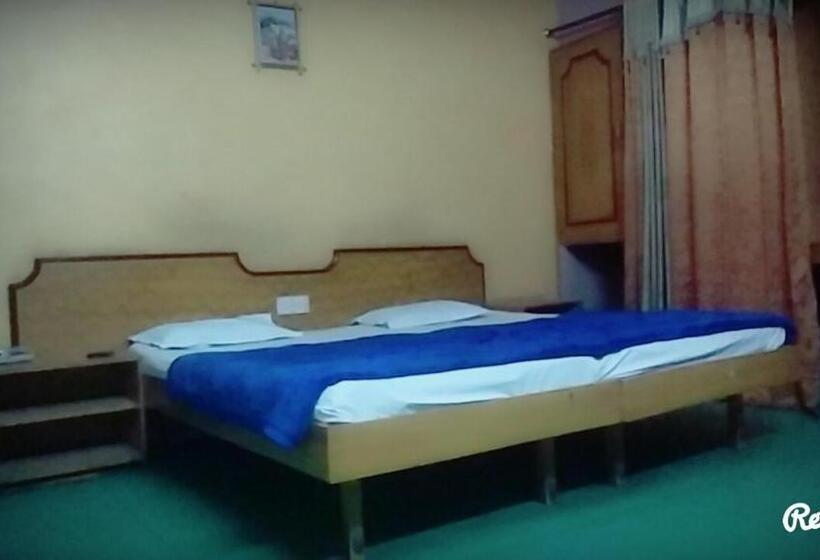 豪华单人间, New Crown