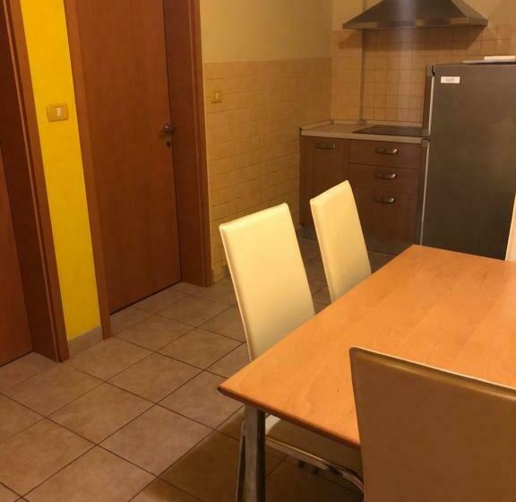 اتاق لوکس سه تخته, Motel Sofia