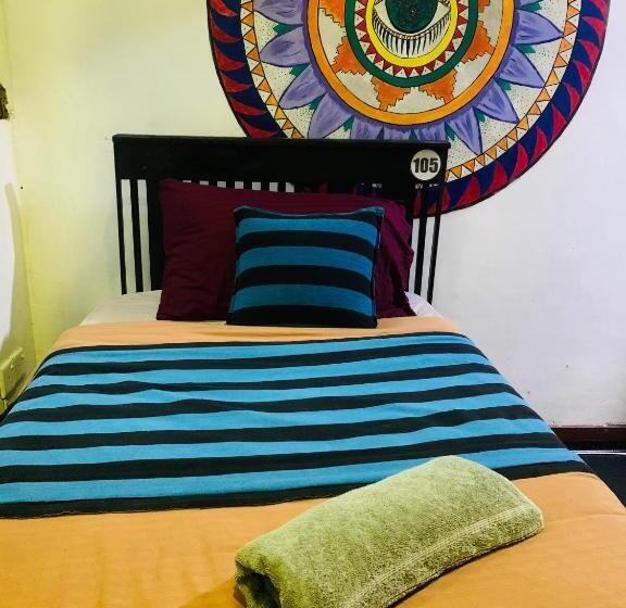 Cama em Quarto Compartilhado, Noname Hostel And Cafe