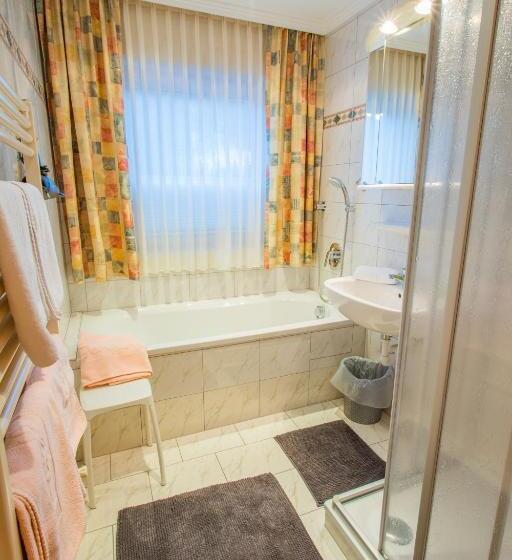 2 Yatak Odalı Daire, Bergerhof