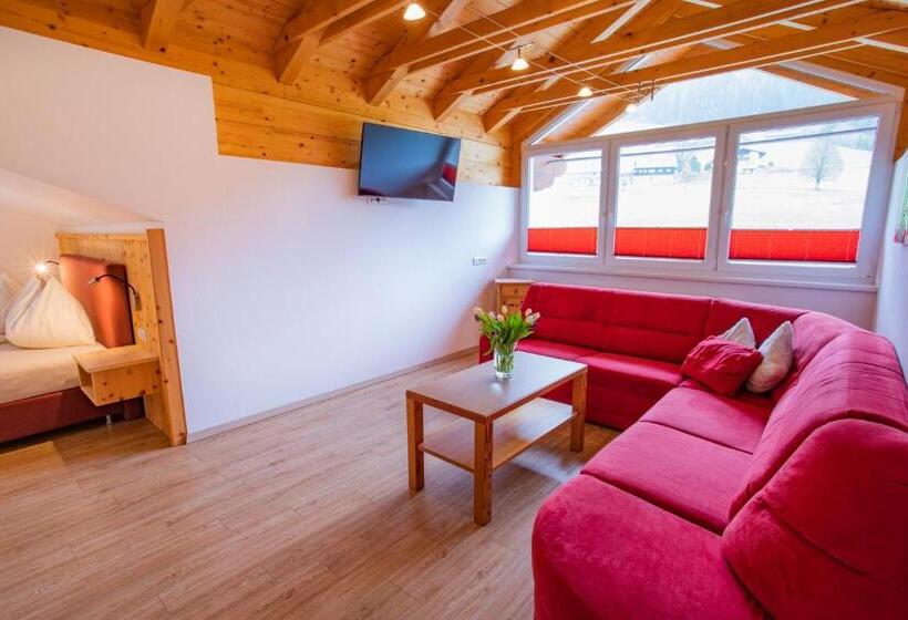 Üç Kişilik Standart Oda, Bergerhof