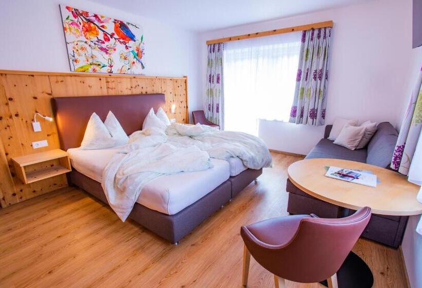 Üç Kişilik Standart Oda, Bergerhof