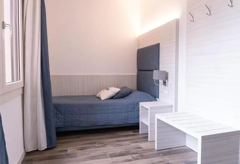 اتاق استاندارد یک نفره, Guest House Dolce Laguna 2