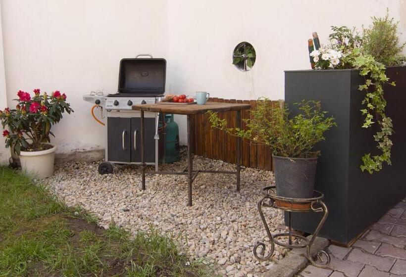 Standardrum, Penzion Marcipánka