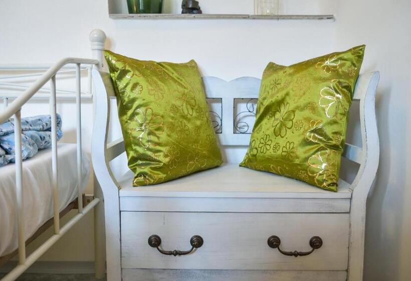 3 Sovrums Lägenhet, Penzion Marcipánka