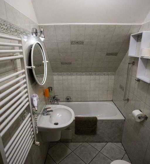 패밀리 룸, Penzion Pod šerákem