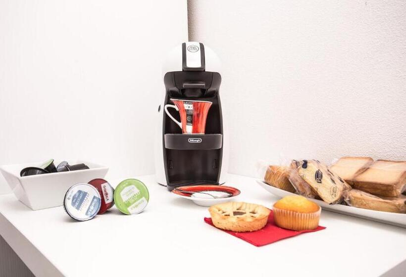 غرفة قياسية مزوَّدة بشُرفة, Rosso Di Mare Alghero