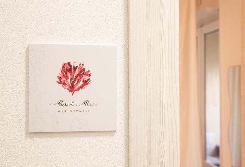 غرفة قياسية مزوَّدة بشُرفة, Rosso Di Mare Alghero