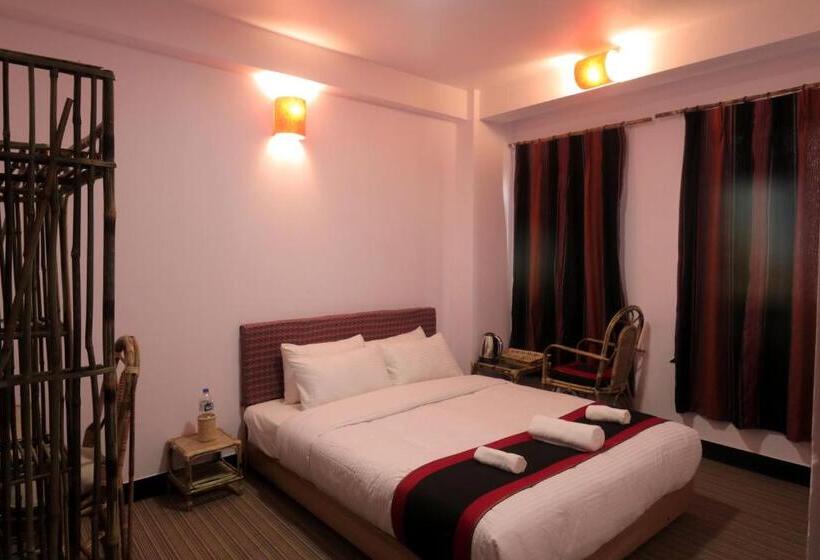 Standard room with outdoor bath, Easy Homes   Ashok Stupa