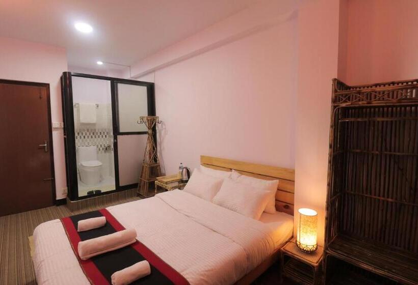 اتاق استاندارد, Easy Homes   Ashok Stupa