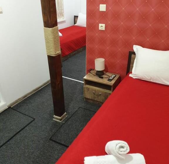 标准单人间, Guest House Gurkov