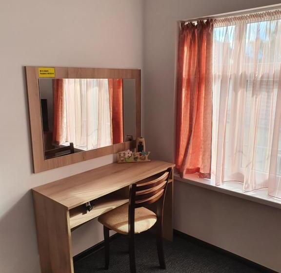 带大床的套房, Guest House Gurkov