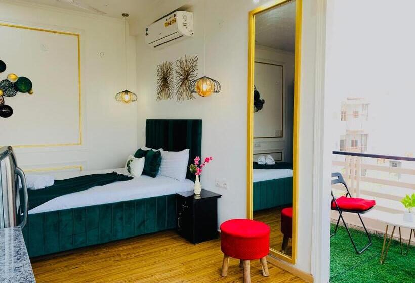 Escritório Superior, Olive Service Apartments City Centre Noida