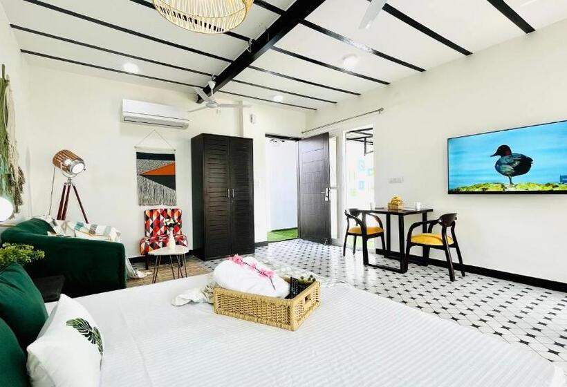 Quarto Ático, Olive Service Apartments City Centre Noida