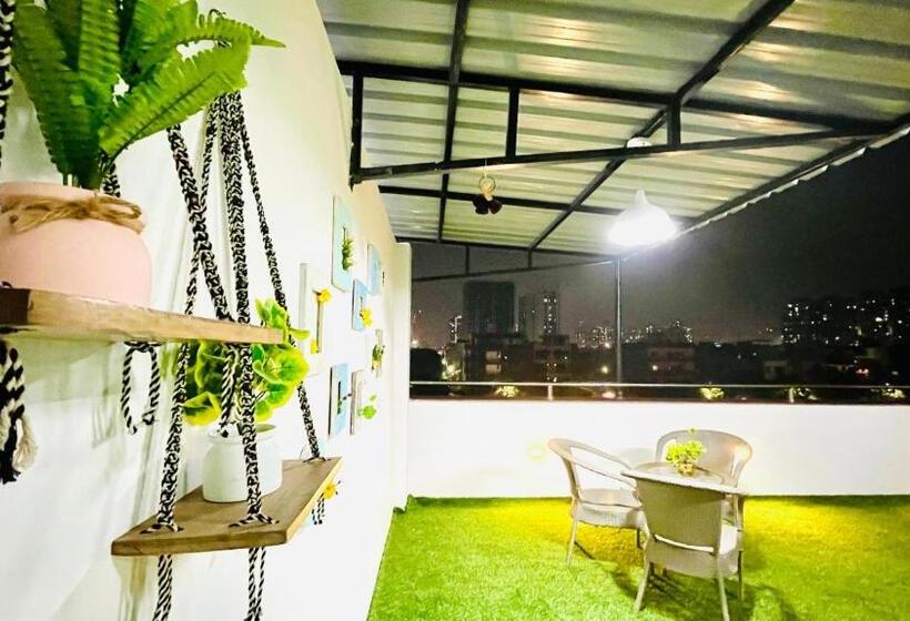 Quarto Ático, Olive Service Apartments City Centre Noida