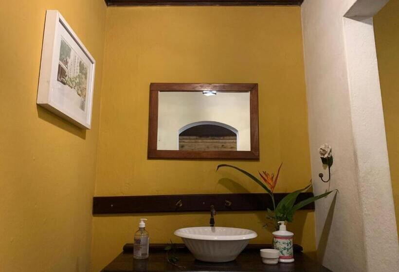 패밀리 스튜디오, Pousada Sítio Itaúna