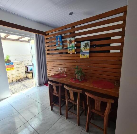 Apartamento 1 Dormitório, Residencial Salmão