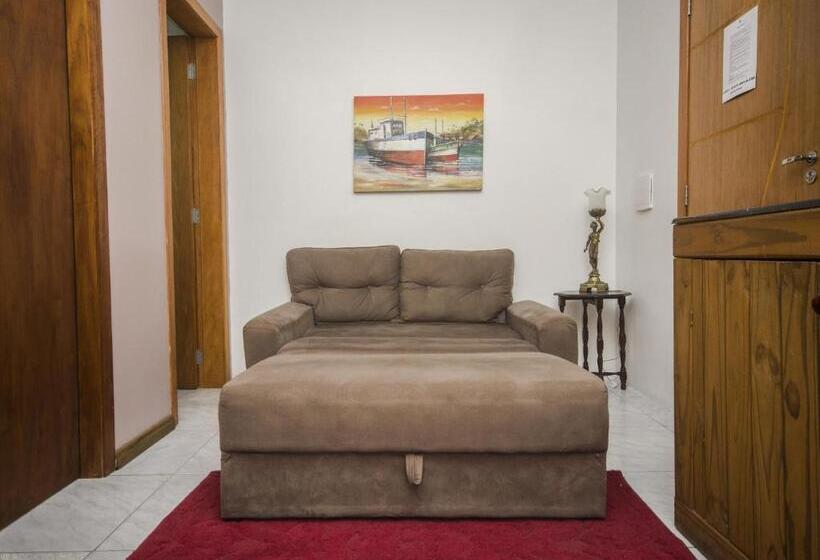 Apartamento 1 Dormitório com Sacada, Residencial Salmão