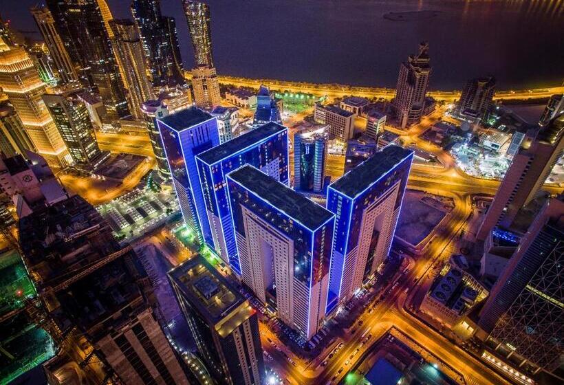 اتاق لوکس با تخت بزرگ, Ezdan Hotel, Residences