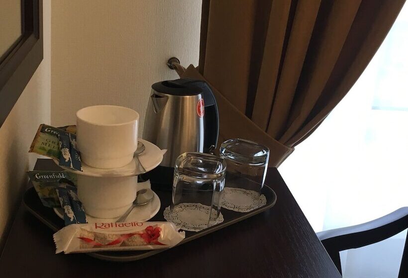 סוויטת קומפורט, Sonata On Nevsky 5