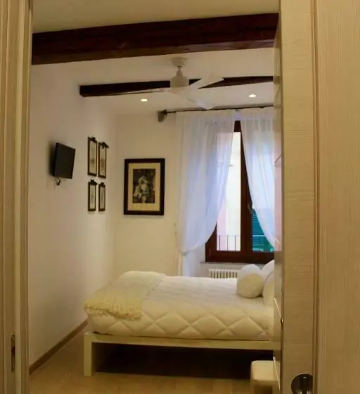 スタンダードルーム, Oblò Portovenere Guesthouse