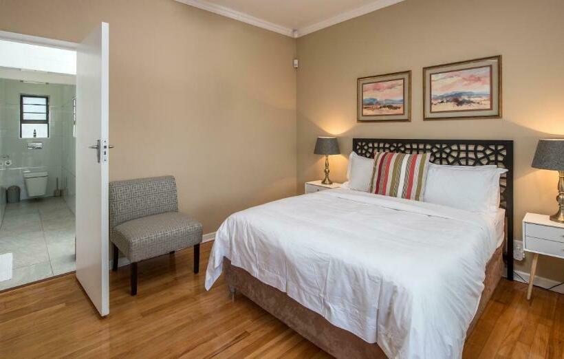 Номер Стандарт, Bhotani Lodge