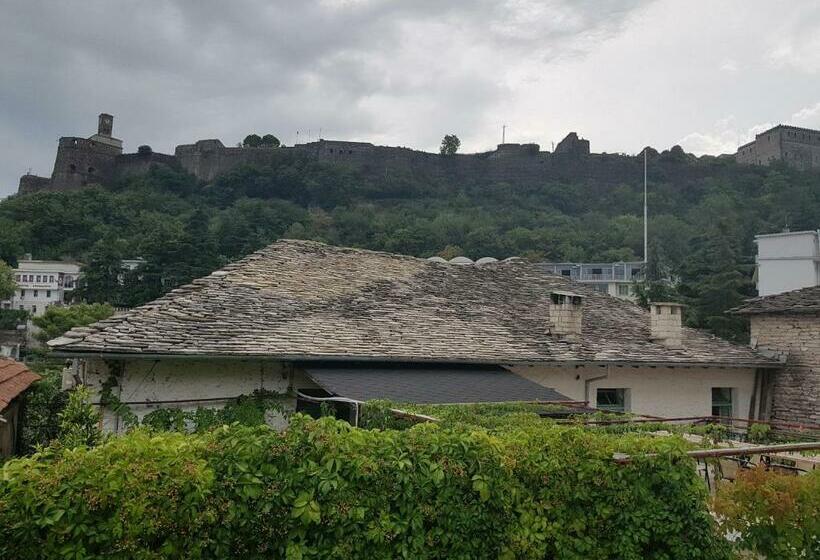 غرفة عائلية, Eva Guesthouse