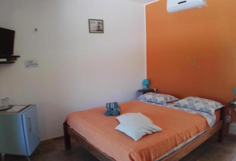 اتاق استاندارد با چشم‌انداز استخر, Pousada Janela Da Cor