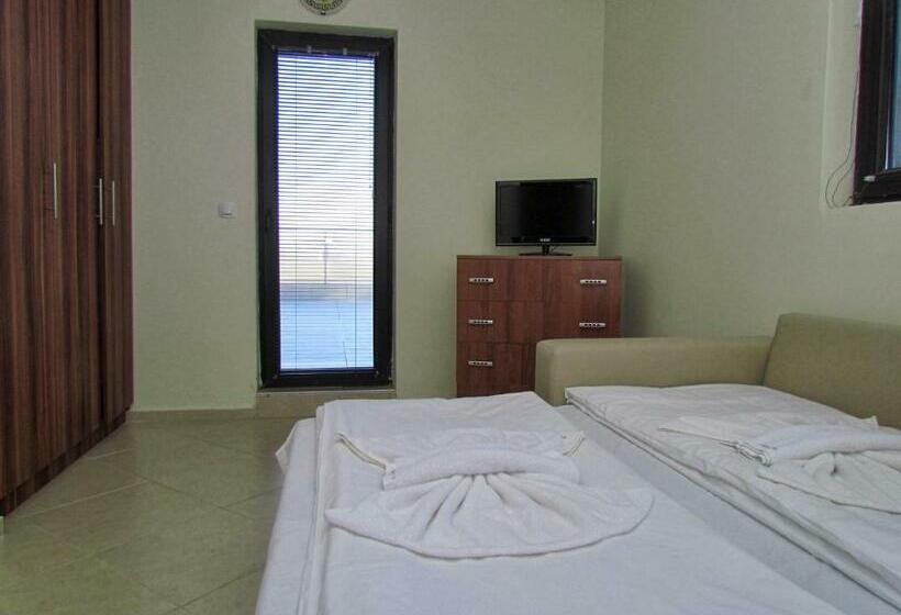 海の見える2ベッドルームアパートメント, Afrodita Apartments 2