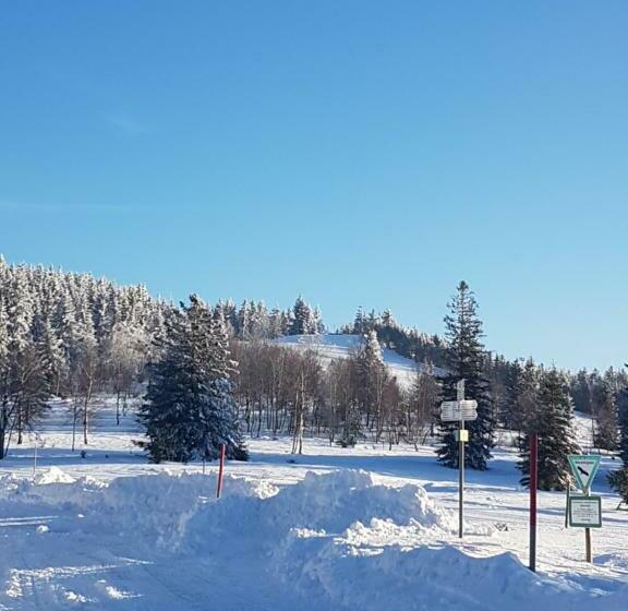 Estúdio Standard, Ehrenmättlehof Faißt