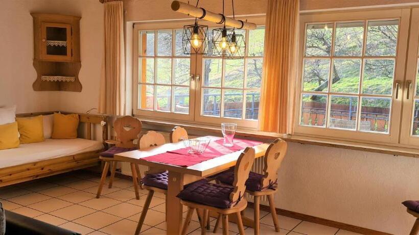 Apartamento 2 Quartos, Ehrenmättlehof Faißt