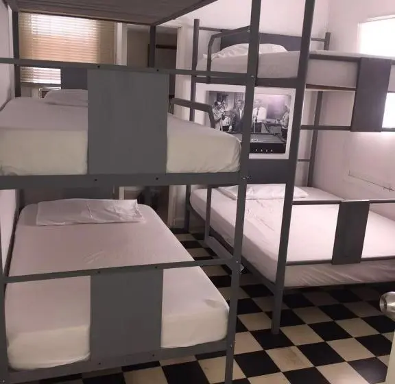ファミリールーム, Hostel Mamy Dorme